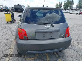 2004 Scion xA z VIN JTKKT624840054017, wystawiony jako IAAI lot #42255268 z przebiegiem 182 913 mil mil oraz . Historia ofert i sprzedaży dostępna na DreamBid. Obrazek 17.