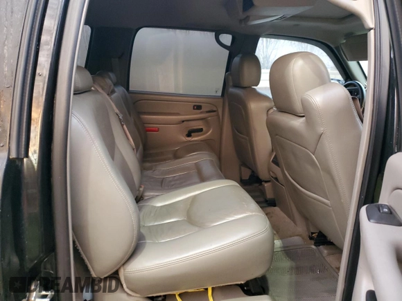 2006 Chevrolet Suburban Z71 with VIN 3GNFK16Z16G133085, listed as a Copart auction lot 80143244 with 0 mi miles and Salvage Title. Bid and sale history available at carsss.com. Image 11.