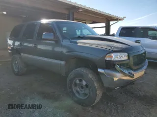 2000 GMC Yukon SLT with VIN 1GKEK13T0YJ162104, listed as a Copart auction lot 88357425 with 0 mi miles and Clean Title. Bid and sale history available at carsss.com. Image 4.
