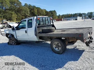 2001 Ford Super Duty F-250 XL with VIN 3FTNX21F11MA23253, listed as a Copart auction lot 79807344 with 194,284 mi miles and Salvage Title. Bid and sale history available at carsss.com. Image 2.