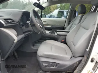 2021 Toyota Sienna XLE with VIN 5TDYSKFC1MS019685, listed as a Copart auction lot 52009665 with 0 mi miles and Salvage Title. Bid and sale history available at carsss.com. Image 7.