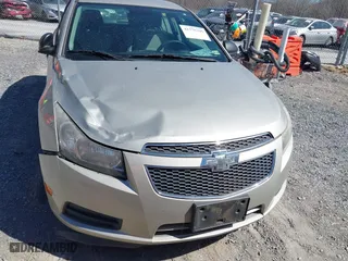 2014 Chevrolet Cruze LS with VIN 1G1PA5SH1E7194282, listed as a IAAI auction lot 41775395 with 195,596 mi miles. Bid and sale history available at carsss.com. Image 12.