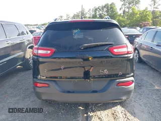 2018 Jeep Cherokee Latitude with VIN 1C4PJLCB0JD542574, listed as a IAAI auction lot 42506963 with 82,474 mi miles and . Bid and sale history available at DreamBid. Image 16.