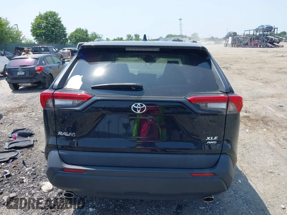 2021 Toyota RAV4 XLE with VIN 2T3P1RFV4MC255062, listed as a IAAI auction lot 42371268 with 34,285 mi miles and . Bid and sale history available at DreamBid. Image 17.