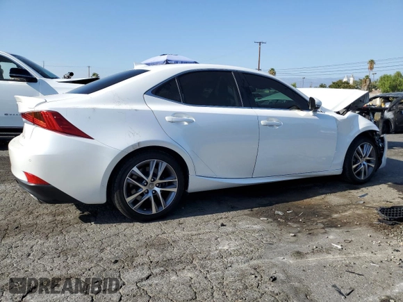 2020 Lexus IS 300 with VIN JTHDA1D26L5106278, listed as a Copart auction lot 72035814 with 39,359 mi miles and Salvage title. Bid and sale history available at DreamBid. Image 3.