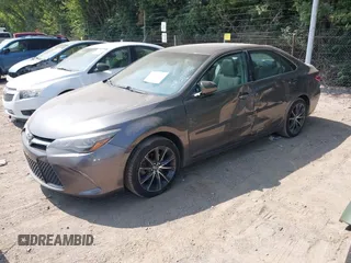 2016 Toyota Camry XSE with VIN 4T1BK1FK8GU574734, listed as a IAAI auction lot 40193419 with 176,077 mi miles. Bid and sale history available at carsss.com. Image 2.