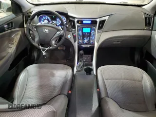 2011 Hyundai Sonata SE with VIN 5NPEC4AB6BH256346, listed as a Copart auction lot 43411485 with 147,336 mi miles and Clean Title. Bid and sale history available at DreamBid. Image 8.