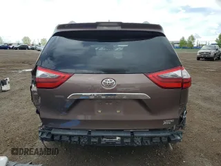 2020 Toyota Sienna XLE z VIN 5TDDZ3DC0LS231768, wystawiony jako Copart lot #54938104 z przebiegiem 47 345 mil mil oraz Szkoda całkowita • Salvage title. Historia ofert i sprzedaży dostępna na DreamBid. Obrazek 6.