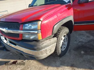 2003 Chevrolet Silverado 1500 LS with VIN 2GCEK19V531282018, listed as a IAAI auction lot 41774997 with 199,066 mi miles. Bid and sale history available at carsss.com. Image 6.