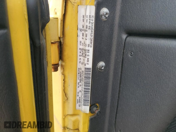 2001 Jeep Wrangler Sport z VIN 1J4FA49S01P355451, wystawiony jako Copart lot #56501545 z przebiegiem 213 027 mil mil oraz Czysty tytuł • Clean title. Historia ofert i sprzedaży dostępna na DreamBid. Obrazek 13.