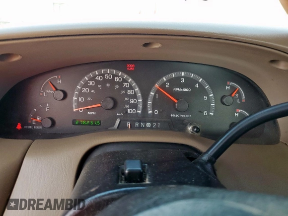2000 Ford F-150 XL with VIN 1FTZX1729YKB42816, listed as a Copart auction lot 50132615 with 278,231 mi miles and Clean title. Bid and sale history available at DreamBid. Image 9.
