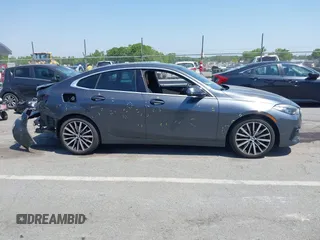 2020 BMW 2 Series 228i xDrive z VIN WBA73AK09L7F87108, wystawiony jako IAAI lot #42061198 z przebiegiem 43 232 mil mil oraz . Historia ofert i sprzedaży dostępna na DreamBid. Obrazek 14.