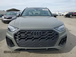 2024 Audi Q5 S line Premium Plus z VIN WA1E2AFY3R2073149, wystawiony jako Copart lot #47267295 z przebiegiem 18 203 mil mil oraz Szkoda całkowita • Salvage title. Historia ofert i sprzedaży dostępna na DreamBid. Obrazek 5.
