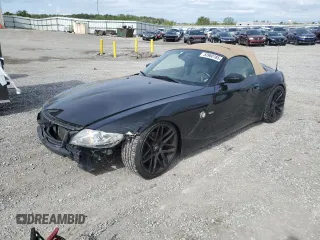 2005 BMW Z4 3.0i with VIN 4USBT53575LU11447, listed as a Copart auction lot 53960185 with 155,863 mi miles and Salvage title. Bid and sale history available at DreamBid. Image 1.