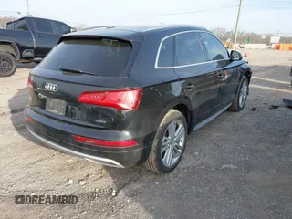 2019 Audi Q5 Prestige with VIN WA1CNAFY2K2055259, listed as a IAAI auction lot 41761227 with 48,983 mi miles. Bid and sale history available at carsss.com. Image 4.