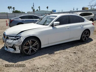 2021 BMW 3 Series 330i z VIN 3MW5R1J05M8C03037, wystawiony jako Copart lot #52568755 z przebiegiem Nie podano mil oraz Szkoda całkowita • Salvage title. Historia ofert i sprzedaży dostępna na DreamBid. Obrazek 1.