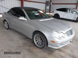2005 Mercedes-Benz CLK 320 with VIN WDBTK65J55F140026, listed as a IAAI auction lot 41973894 with 151,517 mi miles and . Bid and sale history available at DreamBid. Image 1.