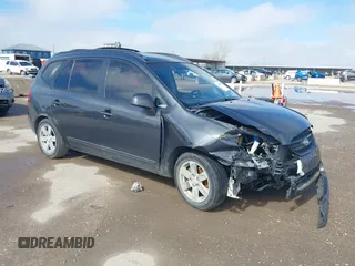 2007 Kia Rondo LX Base with VIN KNAFG525277076393, listed as a IAAI auction lot 41642237 with 231,448 mi miles. Bid and sale history available at carsss.com. Image 1.