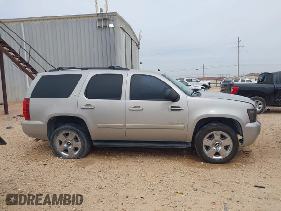 2009 Chevrolet Tahoe 2LT z VIN 1GNFC23039R152640, wystawiony jako IAAI lot #41372840 z przebiegiem 273 428 mil mil oraz . Historia ofert i sprzedaży dostępna na DreamBid. Obrazek 13.