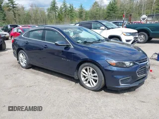 2018 Chevrolet Malibu LT z VIN 1G1ZD5ST3JF181523, wystawiony jako IAAI lot #42192338 z przebiegiem 71 376 mil mil oraz . Historia ofert i sprzedaży dostępna na DreamBid. Obrazek 1.