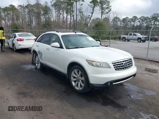 2006 Infiniti FX with VIN JNRAS08U76X103986, listed as a IAAI auction lot 41568439 with 232,135 mi miles. Bid and sale history available at carsss.com. Image 1.