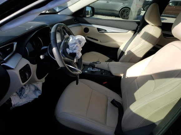 2020 Infiniti QX50 LUXE with VIN 3PCAJ5M14LF115093, listed as a Copart auction lot 73651182 with 35,538 mi miles. Bid and sale history available at carsss.com. Image 7.