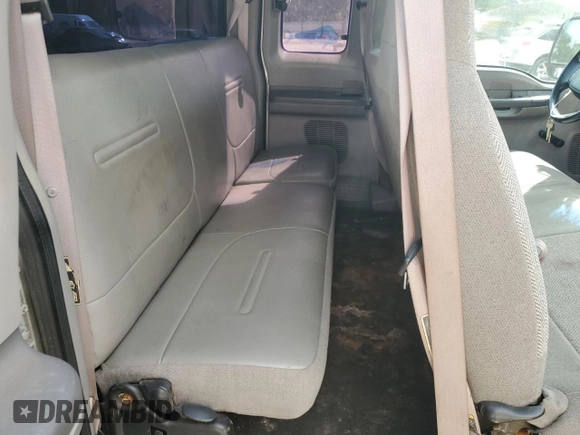 2001 Ford Super Duty F-250 XL with VIN 1FTNX21F11ED21923, listed as a Copart auction lot 51254845 with 271,252 mi miles and Salvage Title. Bid and sale history available at carsss.com. Image 10.