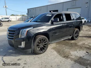 2019 Cadillac Escalade Luxury with VIN 1GYS3BKJ3KR135502, listed as a Copart auction lot 79739014 with 0 mi miles and Non Repairable. Bid and sale history available at carsss.com. Image 1.