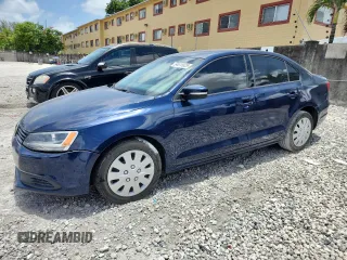 2014 Volkswagen Jetta SE with VIN 3VWD17AJ1EM413884, listed as a Copart auction lot 64616825 with 180,922 mi miles and Clean title. Bid and sale history available at DreamBid. Image 1.