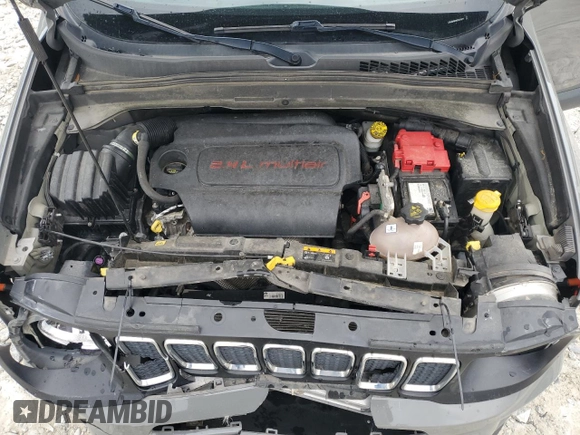2019 Jeep Renegade Upland z VIN ZACNJBAB3KPK37977, wystawiony jako Copart lot #54416865 z przebiegiem 89 502 mil mil oraz Szkoda całkowita • Salvage title. Historia ofert i sprzedaży dostępna na DreamBid. Obrazek 12.