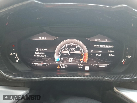 2019 Lamborghini Urus z VIN ZPBUA1ZL7KLA02968, wystawiony jako Copart lot #69967374 z przebiegiem 9747 mil mil oraz Szkody całkowita. Historia ofert i sprzedaży dostępna na DreamBid. Obrazek 9.