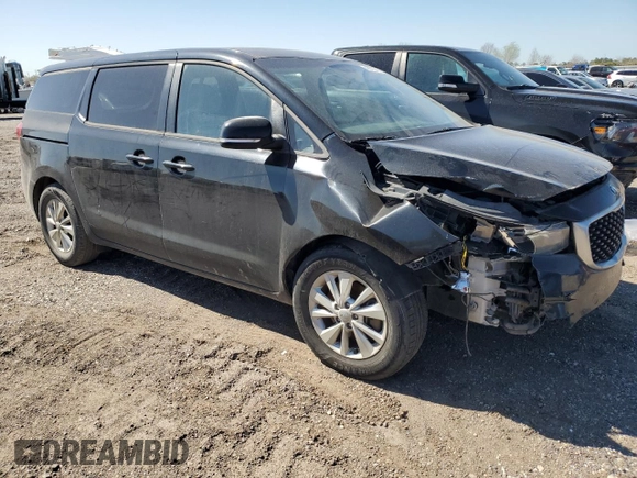 2017 Kia Sedona LX with VIN KNDMB5C15H6236018, listed as a Copart auction lot 48678245 with 86,527 mi miles and Clean Title. Bid and sale history available at carsss.com. Image 4.
