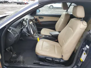 2008 BMW 1 Series 135i z VIN WBAUN93518VF56573, wystawiony jako Copart lot #85492504 z przebiegiem 132 979 mil mil oraz Szkoda całkowita • Salvage title. Historia ofert i sprzedaży dostępna na DreamBid. Obrazek 7.