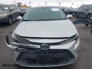 2021 Toyota Corolla LE with VIN 5YFEPMAEXMP173975, listed as a IAAI auction lot 41518350 with 40,373 mi miles. Bid and sale history available at carsss.com. Image 12.