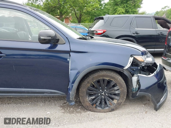 2020 Mitsubishi Outlander ES z VIN JA4AZ3A31LZ042840, wystawiony jako IAAI lot #42276774 z przebiegiem 88 513 mil mil oraz . Historia ofert i sprzedaży dostępna na DreamBid. Obrazek 19.