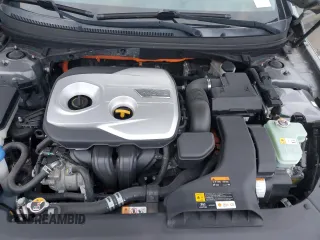 2018 Hyundai Sonata Hybrid SE with VIN KMHE24L3XJA078628, listed as a Copart auction lot 85949024 with 127,444 mi miles and Clean Title. Bid and sale history available at carsss.com. Image 11.
