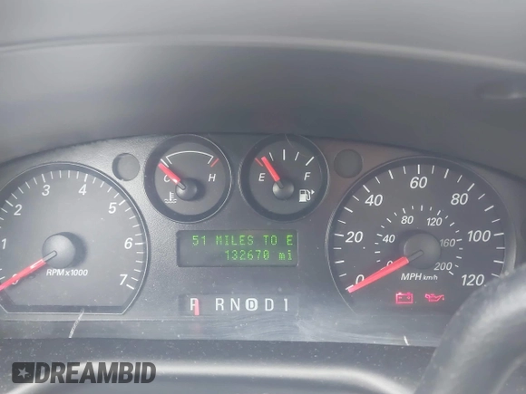 2006 Ford Taurus SE with VIN 1FAFP53U96A105453, listed as a IAAI auction lot 41927639 with 132,670 mi miles. Bid and sale history available at carsss.com. Image 7.