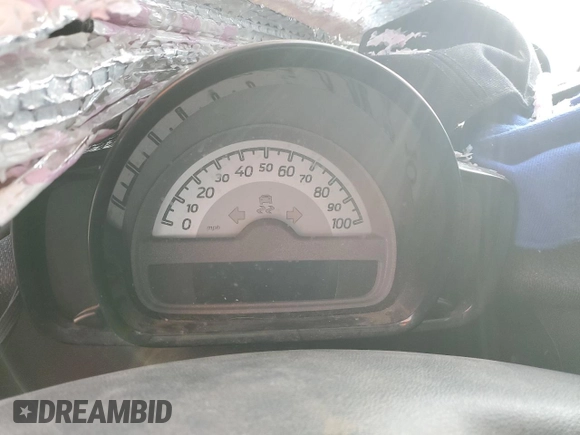 2015 Smart fortwo Passion с VIN WMEEJ9AA1FK831357, выставлен на аукционе Copart как лот 87001564 с пробегом Не указан миль и Списание • Salvage title. История ставок и продаж доступна на DreamBid. Изображение 9.