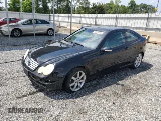 2004 Mercedes-Benz C 230 Kompressor с VIN WDBRN40J64A602392, выставлен на аукционе Copart как лот 60058975 с пробегом Не указан миль и Списание • Salvage title. История ставок и продаж доступна на DreamBid. Изображение 1.
