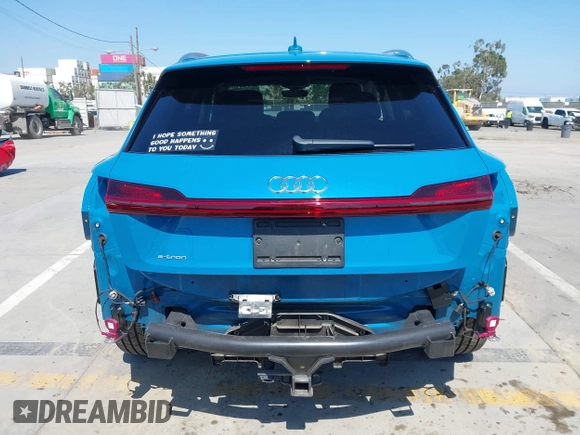 2019 Audi e-tron Prestige with VIN WA1VABGE1KB020498, listed as a IAAI auction lot 42663242 with 46,258 mi miles and . Bid and sale history available at DreamBid. Image 17.