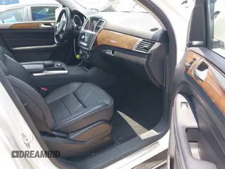 2013 Mercedes-Benz M 350 with VIN 4JGDA5JB6DA163663, listed as a IAAI auction lot 42449381 with 125,880 mi miles and . Bid and sale history available at DreamBid. Image 5.