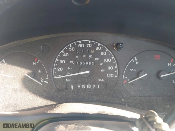 2000 Ford Ranger XL with VIN 1FTYR10C3YPB80375, listed as a IAAI auction lot 41028342 with 165,982 mi miles. Bid and sale history available at carsss.com. Image 7.