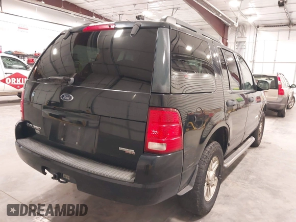 2005 Ford Explorer XLT with VIN 1FMDU73E65ZA53533, listed as a IAAI auction lot 41883334 with 117,657 mi miles and . Bid and sale history available at DreamBid. Image 4.