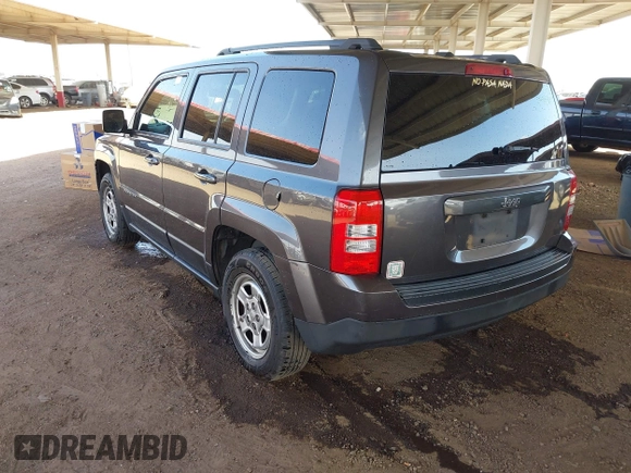 2017 Jeep Patriot Sport SE with VIN 1C4NJPBA3HD136578, listed as a IAAI auction lot 41733206 with 193,522 mi miles and . Bid and sale history available at DreamBid. Image 3.