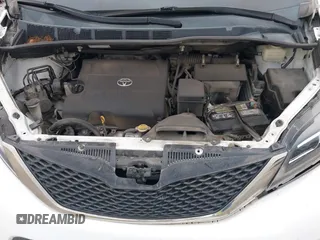 2012 Toyota Sienna SE with VIN 5TDXK3DC8CS276491, listed as a IAAI auction lot 41107014 with 96,266 mi miles. Bid and sale history available at carsss.com. Image 10.