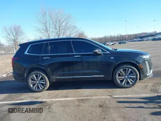 2022 Cadillac XT6 Premium Luxury with VIN 1GYKPDRS5NZ122060, listed as a IAAI auction lot 41584678 with 36,036 mi miles. Bid and sale history available at carsss.com. Image 13.