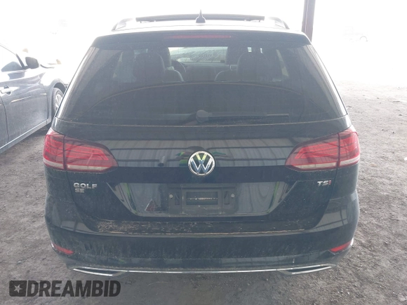 2018 Volkswagen Golf SportWagen S with VIN 3VWD17AUXJM750770, listed as a IAAI auction lot 41813264 with 72,619 mi miles. Bid and sale history available at carsss.com. Image 15.