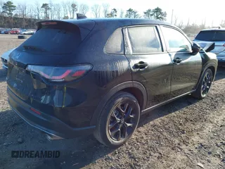 2024 Honda HR-V Sport with VIN 3CZRZ2H53RM786468, listed as a IAAI auction lot 42058045 with 17,008 mi miles and . Bid and sale history available at DreamBid. Image 4.