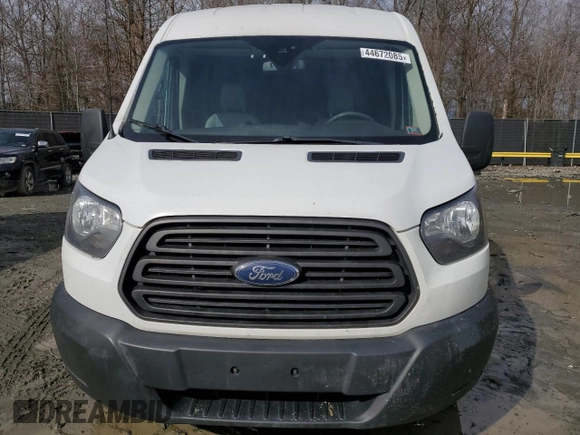 2018 Ford Transit with VIN 1FTYR2CM6JKB24072, listed as a Copart auction lot 44672085 with 61,641 mi miles and Clean Title. Bid and sale history available at carsss.com. Image 5.