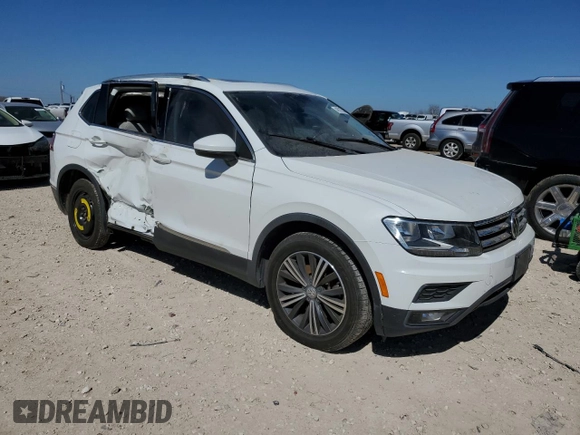2018 Volkswagen Tiguan SEL with VIN 3VV3B7AX5JM035872, listed as a Copart auction lot 46275505 with 73,038 mi miles and Salvage Title. Bid and sale history available at DreamBid. Image 4.